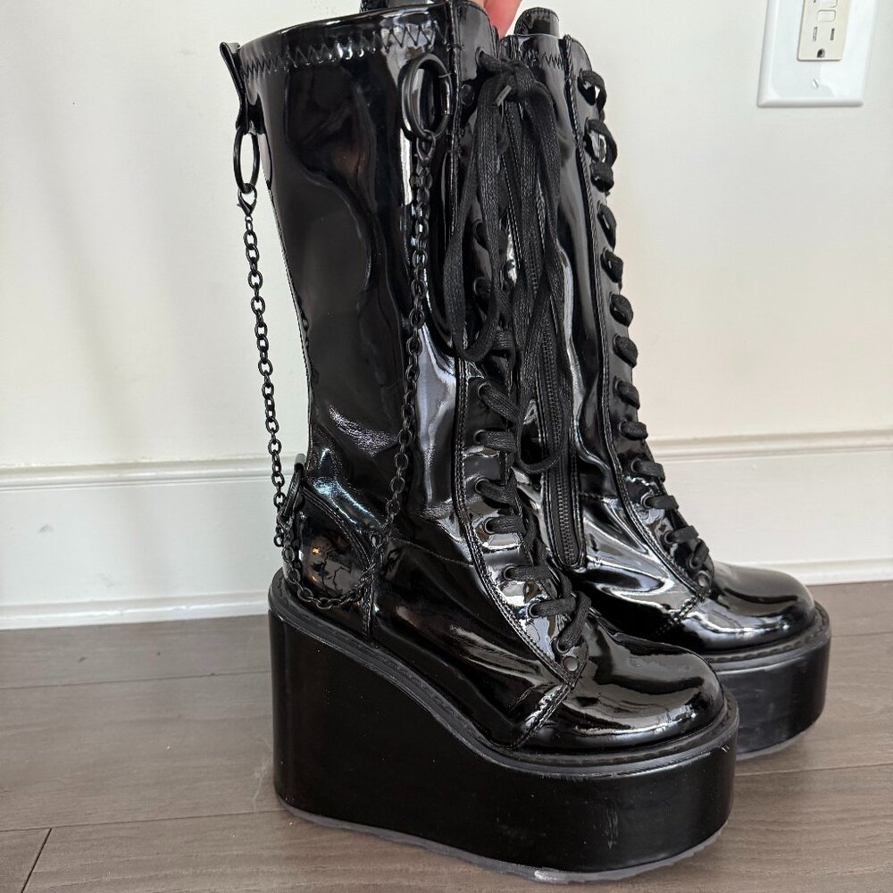 SOLD ✅ DEMONIA Swing-150 Patent Glossy Faux Leather Platform Boots (US 9)